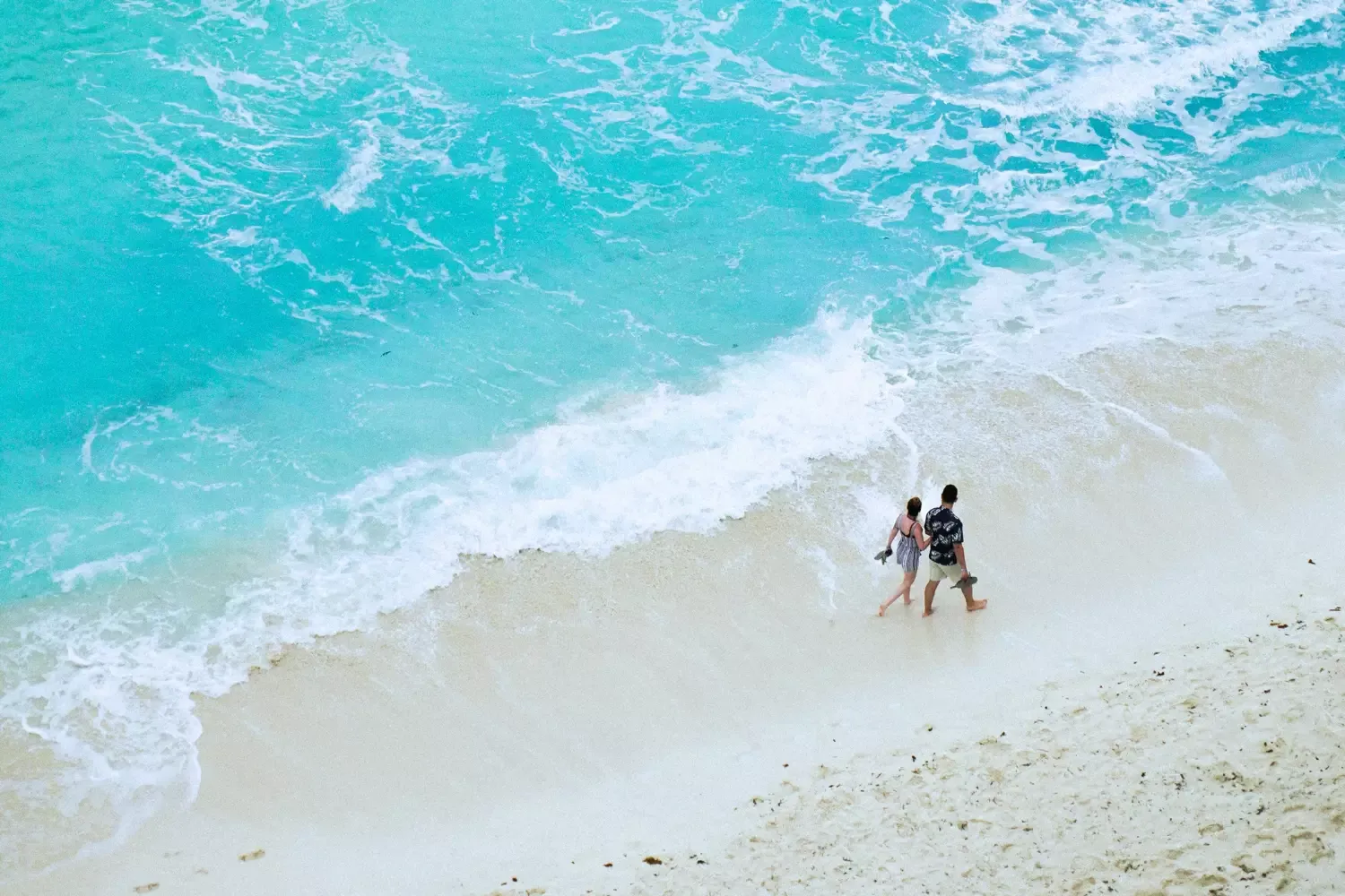 Isla Blanca Cancún - Atardecer en playa virgen
