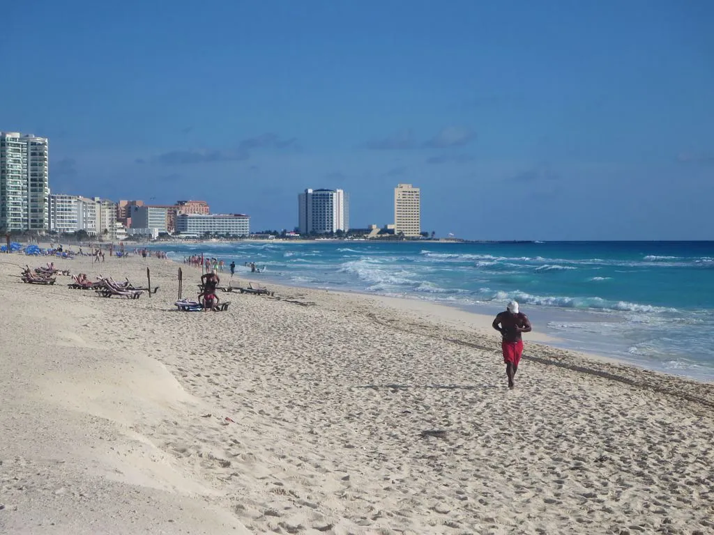 Bodyboard en Playa Chac Mool