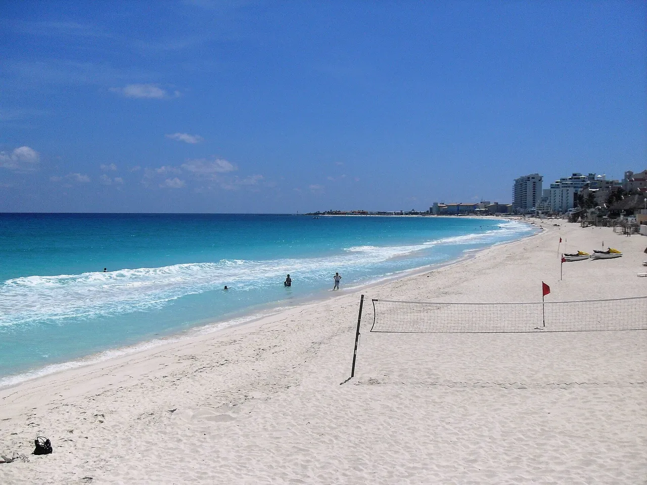 10 Mistakes Every Tourist Makes in Cancun (and How to Avoid Them)