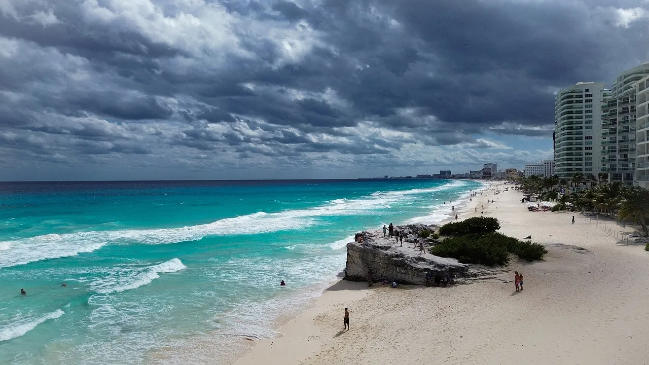 Bares de playa en Playa Forum Cancún