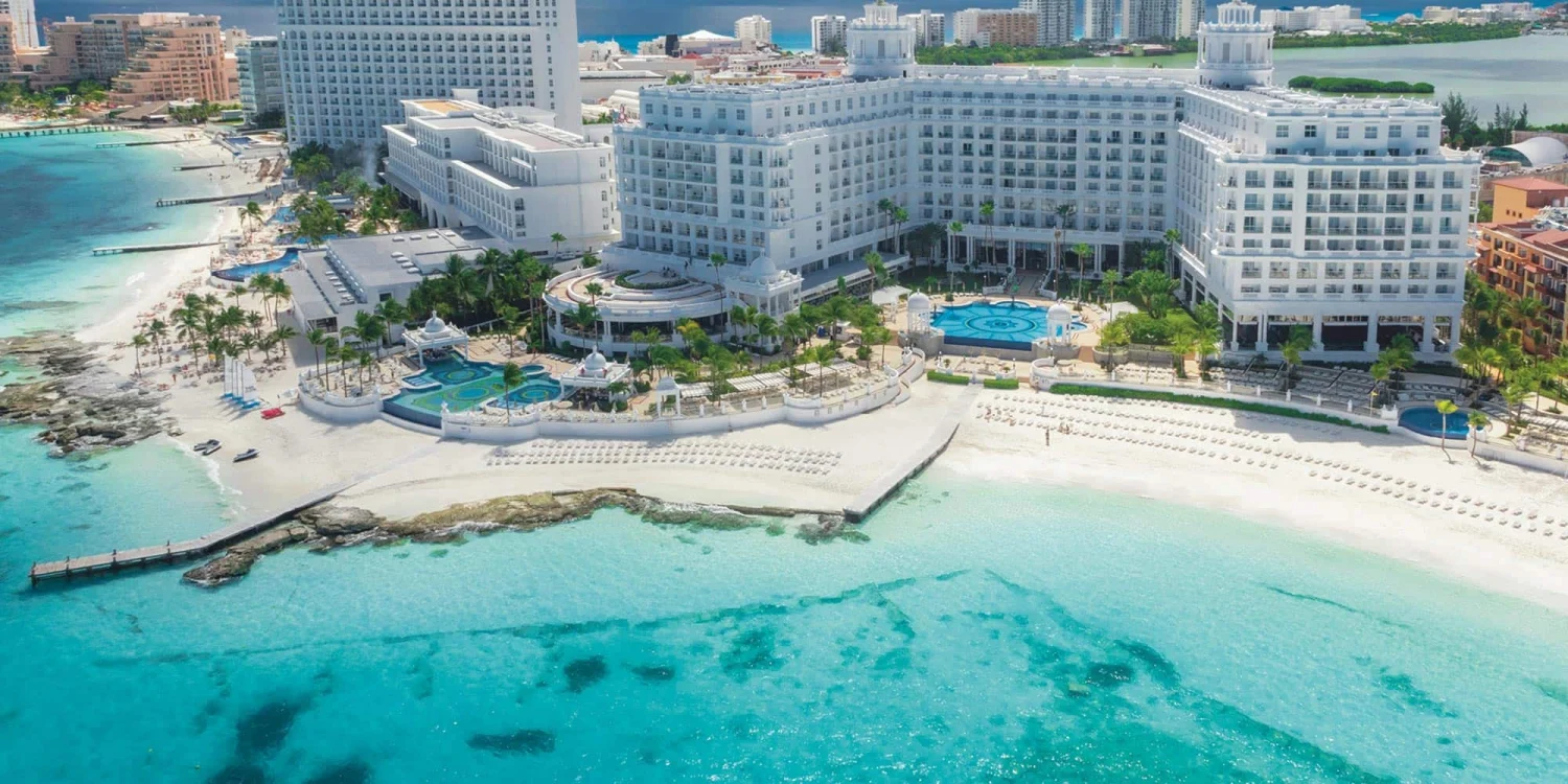 Atardecer en Playa Caracol Cancún