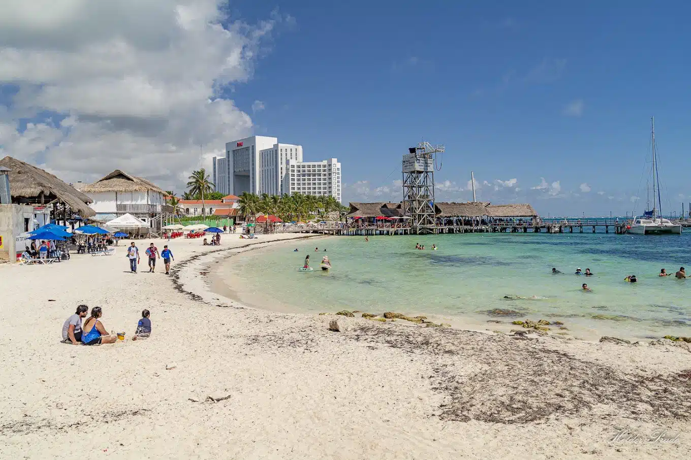 Torre de saltos Playa Tortugas